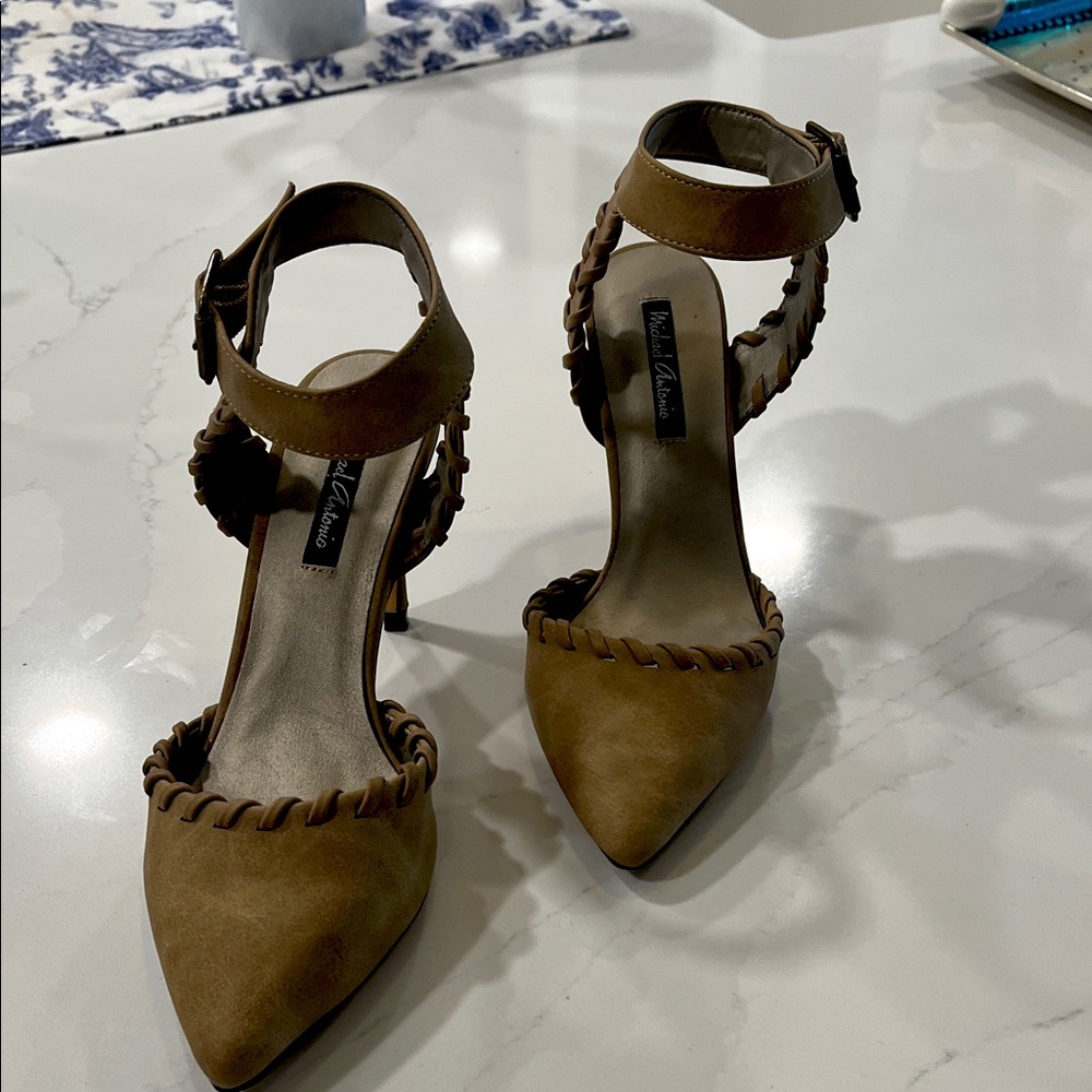 Michael Antonio Tan Braided Heels size 5.5